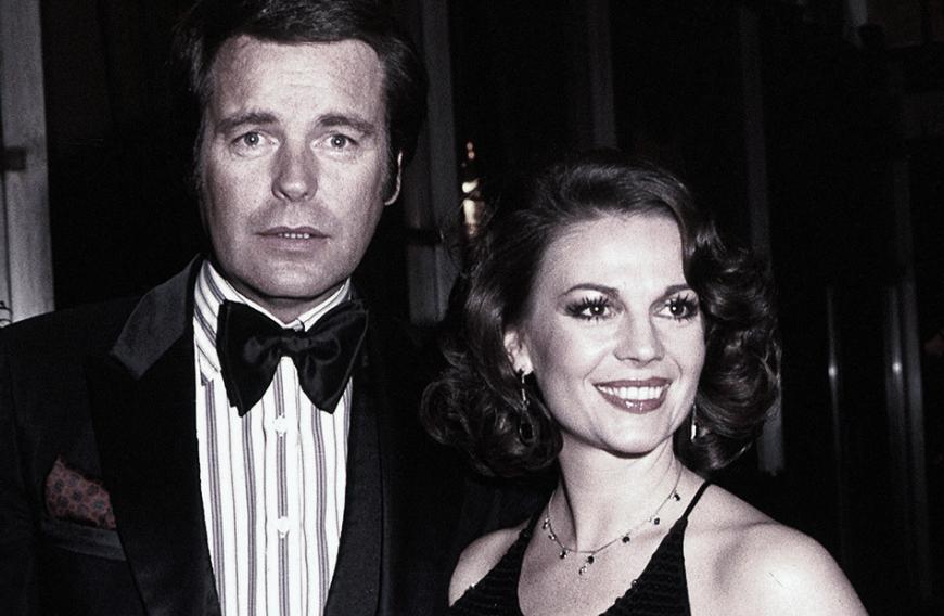 Fast vier Jahrzehnte ist es her, dass Natalie Wood während eines Jacht-Ausflugs mit Ehemann Robert Wagner ertrunken ist. Bisher galt der Tod der 43-Jährigen als Unfall, doch jetzt wird der Fall aufgrund neuer Hinweise wieder aufgerollt. War es etwa Mord?