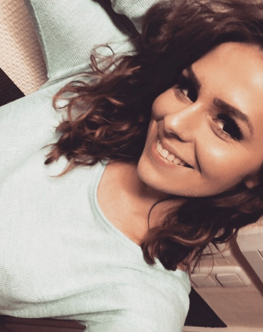 Ob Janine Christin Wallat sich für eine neue Frisur entschied, weil ihr Herz vom Bachelor gebrochen wurde? Das kann man nur vermuten. Ihre Fans sind jedenfalls von dem blonden Longbob hellauf begeistert.