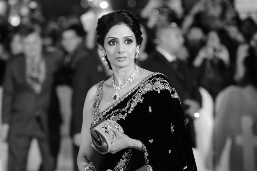Die Bollywood-Schauspielerin Sridevi Kapoor ist tot. Auf der Hochzeit ihres Neffens erlitt sie einen Herzstillstand.