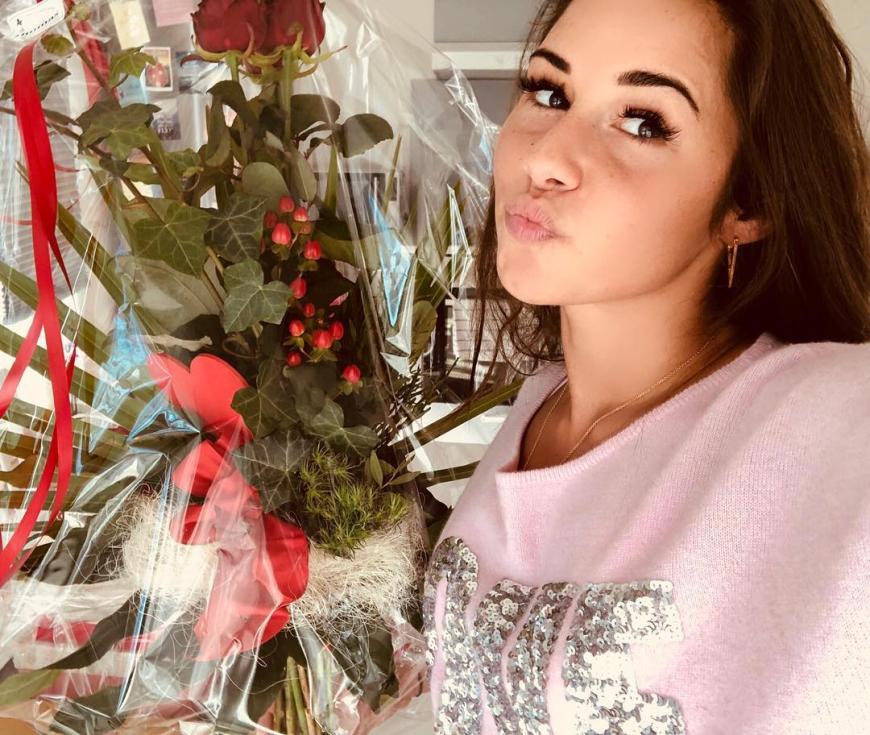 Sarah Lombardi postete ein Foto mit den Geissens - und erntete dafür Kritik.