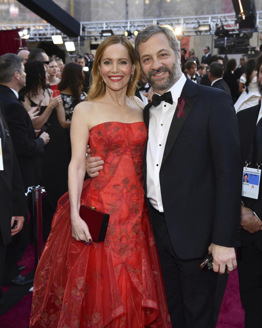 Schaulaufen im Doppelpack! Leslie Mann und Judd Apatow gehören zu einer der längsten Promi-Paare in Hollywood. Seit 19 Jahren sind die Schauspielerin und der Filmregisseur schon verheiratet.