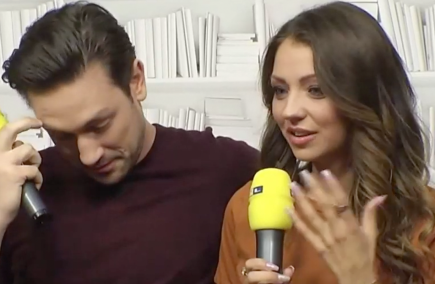 Ein ziemlich peinlicher Moment für Daniel Völz und Kristina Yantsen ereignete sich jetzt während eines Live-Interviews bei Facebook.