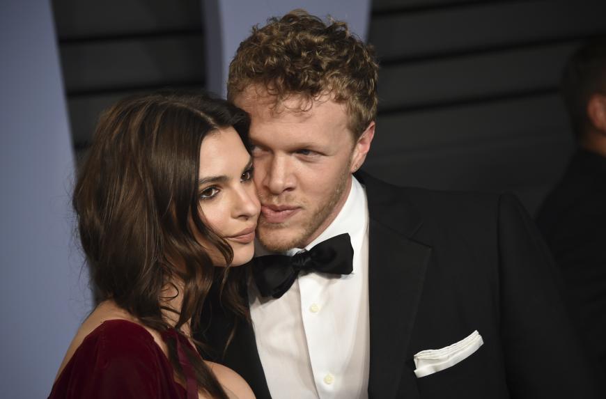 Haben Emily Ratajkowski und ihr frisch angetrauter Ehemann Sebastian Bear-McClard ein süßes Geheimnis?