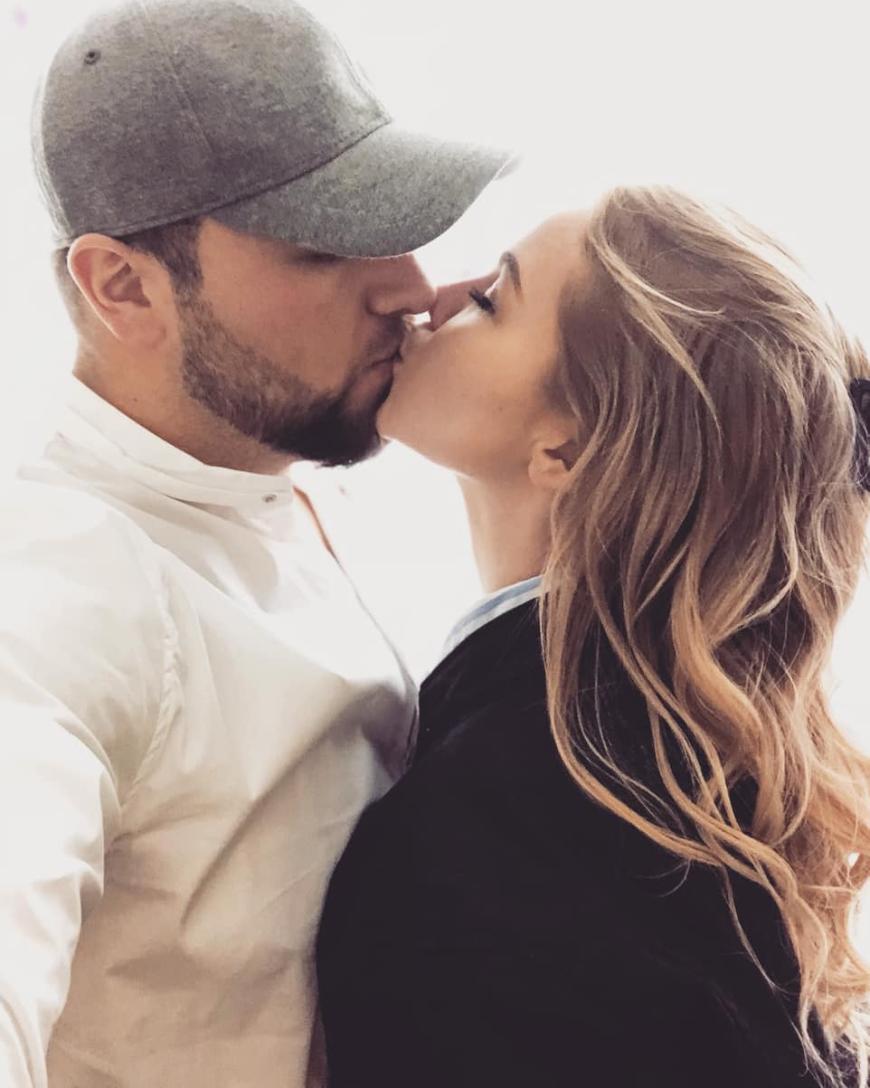 Giulio und Nicole sind seit einem halben Jahr zusammen.