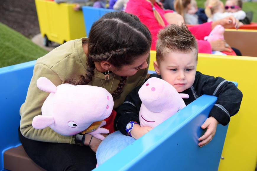 Alessio steht für Sarah Lombardi an erster Stelle. Doch für ihre Erziehung wird die junge Mutter häufig kritisiert.