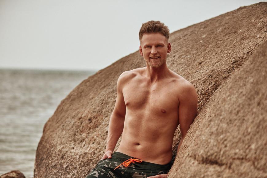 Jörg Petersen, 32, konnte 2015 das Herz von Alisa Persch nicht erobern und ist seitdem Single. Das soll sich ändern: Jörg möchte im Paradies endlich seine Traumfrau finden: „Damals war ich zu nett, habe mir zu viel gefallen lassen. Das ist vorbei!“