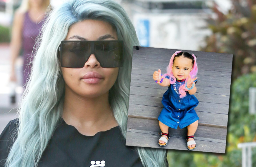 Ganz die Mama: Schon jetzt hat Blac Chyna ihrer einjährigen Tochter Extensions verpasst.