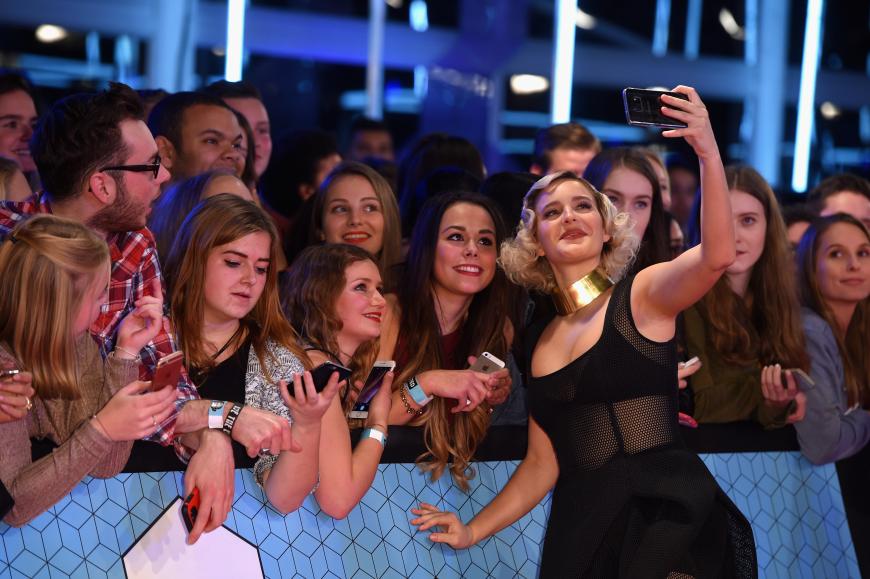 Von ihren Fans wird die Britin für ihren Mut bewundert. Sie halten weiter zu ihrem Idol.
