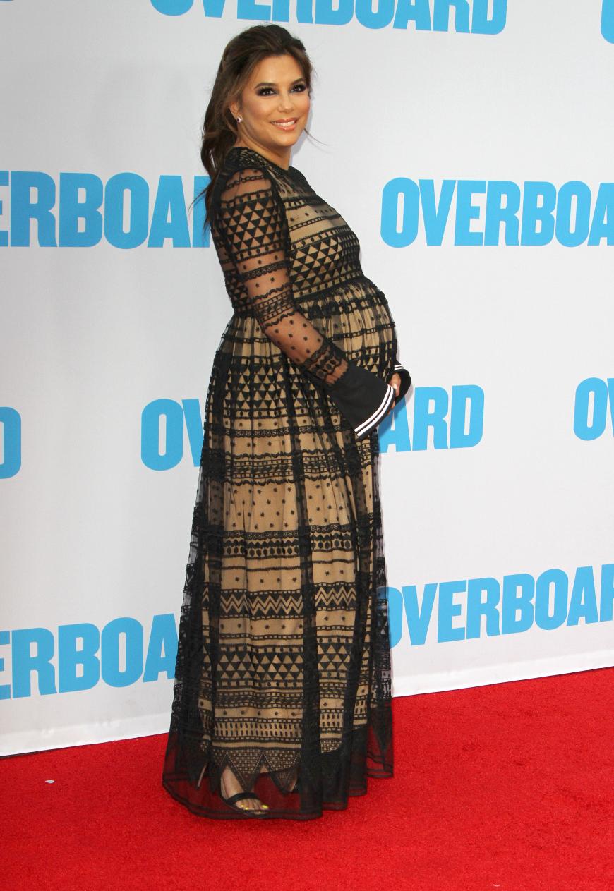 Eva Longoria hat definitiv den Schwanger-Glow! Mit einer XXL-Babykugel lief die