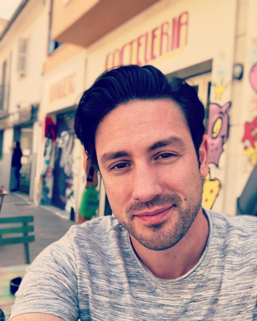 Fünf Tage nach dem Tod seines Opas hat sich Daniel Völz nun bei Instagram zu Wort gemeldet.