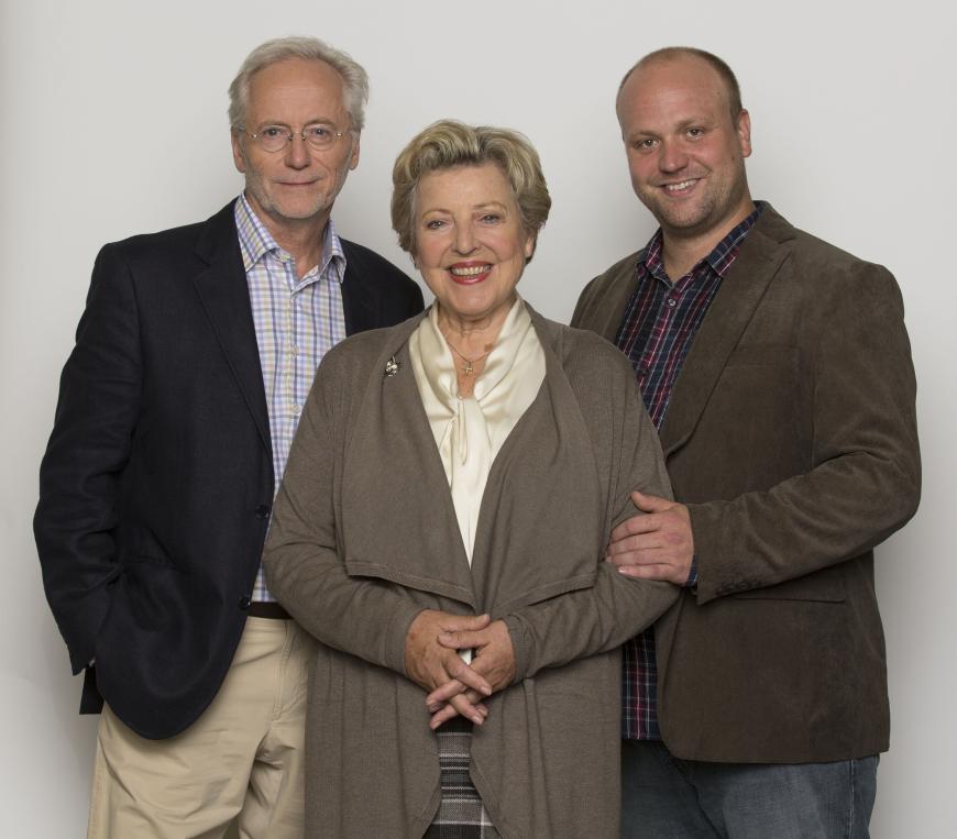Joachim Luger mit seinen Serienkollegen Marie-Luise Marjan und Moritz Sachs.