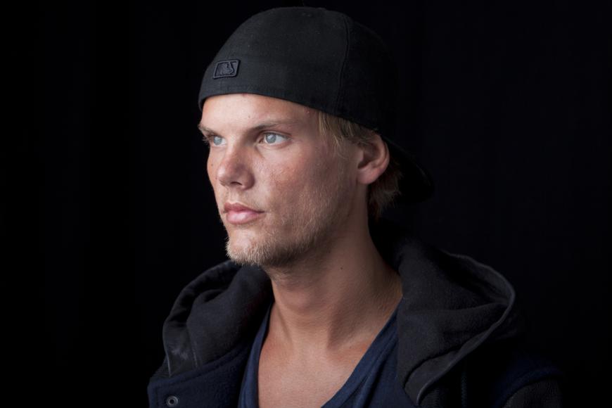 Freunde und Kollegen trauern um Avicii und veröffentlichen neue Abschiedsbriefe.
