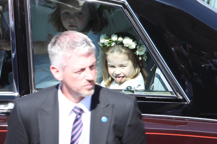 Faxen als Blumenkind: die kleine Prinzessin Charlotte.