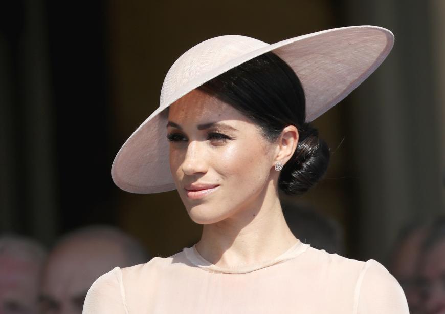 Am 22. Mai zeigte sich Meghan als Herzogin von Sussex in ungewohnt angepasstem Dresscode anlässlich des bevorstehenden 70. Geburtstags von Prinz Charles.