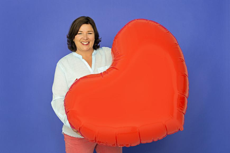Seit 2007 ist Moderatorin Vera Int-Veen im Namen der Liebe unterwegs und sucht in ihrer RTL Show