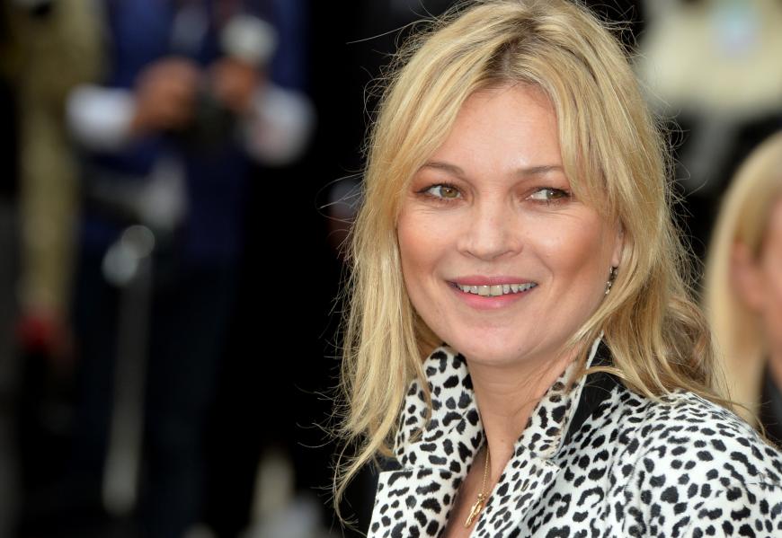 Model Kate Moss soll sich ebenfalls in diesem ruhigen Ort niedergelassen haben und zukünftig mit Harry und Meghan in einer Nachbarschaft wohnen.