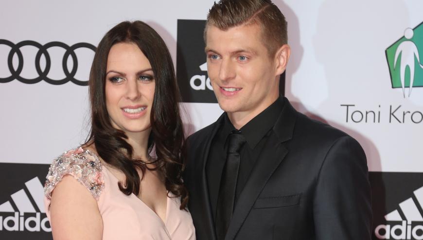 Jessica Kroos meldete sich nach dem WM-Aus ihres Mannes Toni Kroos via Instagram mit rührenden Zeilen zu Wort.