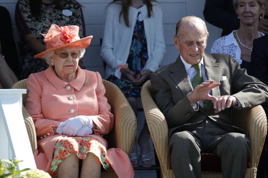 Das geht definitiv zu weit! Ein Enthüllungsbuch über das Liebesleben von Queen Elizabeth II. und Prinz Philip kam nun an die Öffentlichkeit. 