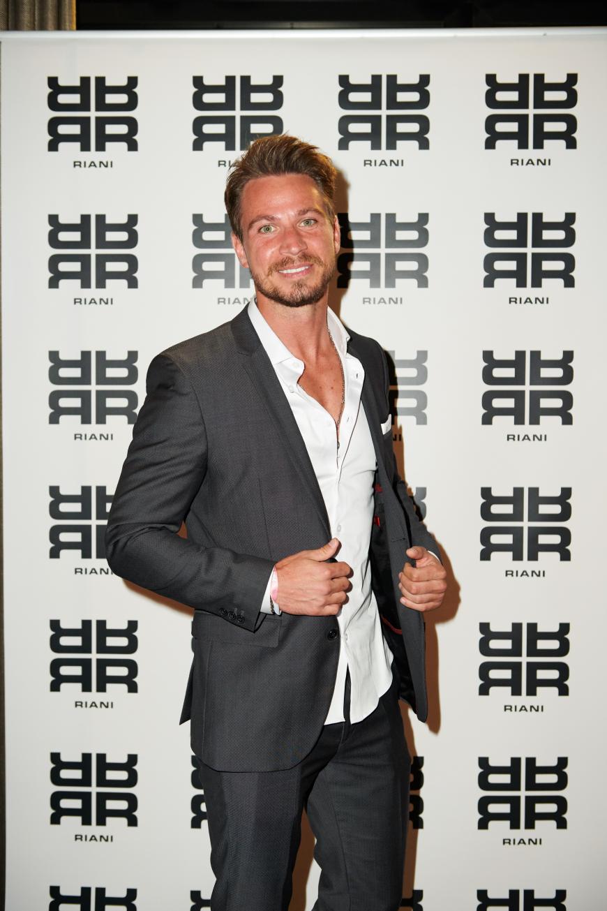... und auch ihr Ex Sebastian Pannek war beim selben Event! Gemeinsame Red-Carpet-Bilder gibt es vom ehemaligen Traumpaar jetzt wohl nicht mehr.