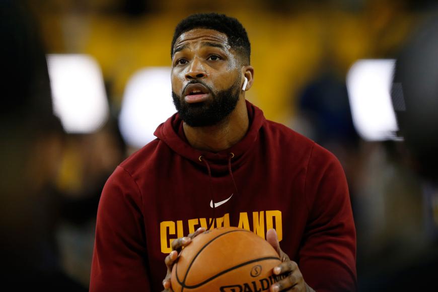 Die Situation zwischen Tristan Thompson und Khloé Kardashian scheint zu eskalieren. Jetzt lästert er sogar mit seiner Ex-Affäre über sie.