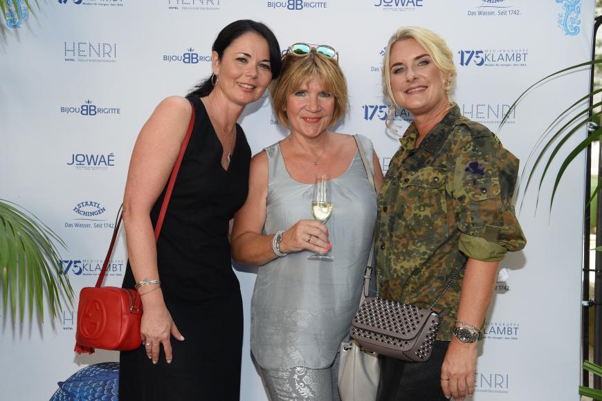Geschäftsführerin Nicole Schumacher (l.) und