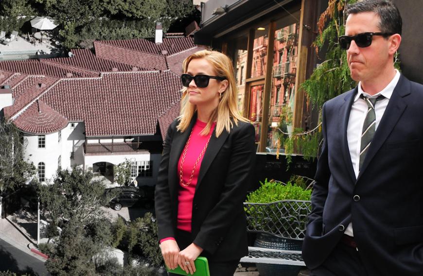 Ihr Haus in Brentwood (l.): 284 Quadratmeter Wohnfläche sollten eigentlich genug sein, um sich aus dem Weg zu gehen. Für Reese Witherspoon offenbar nicht …
