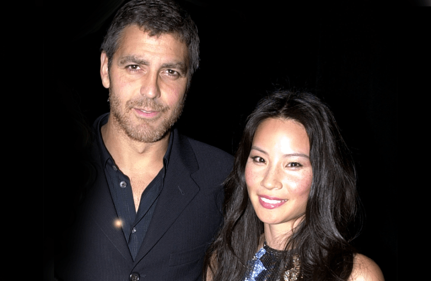 George Clooney und Lucy Liu (2000 - 2005)
Hollywoods größter Frauenschwarm soll im Jahr 2000 tatsächlich mal mit einem von Charlies Engeln angebandelt haben - wie lange die Liaison mit Lucy Liu genau hielt, ist nicht bekannt. Doch fünf Jahre später wurden die beiden erneut knutschend in einer Limousine in New York gesichtet.