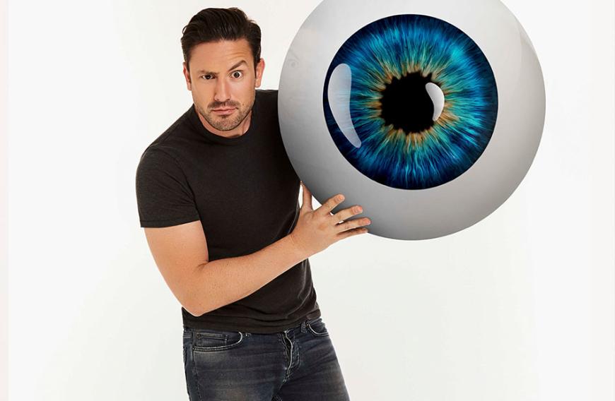Bachelor Daniel Völz ist dabei! Ja, richtig gelesen. Nach der Kuppelshow wurde es ruhig um den Rosenkavalier. Jetzt gibt es wieder die volle Völz-Dröhnung – und der Hottie ist Single! Wer weiß, vielleicht findet Daniel im PBB-Container ja seine Traumfrau?!