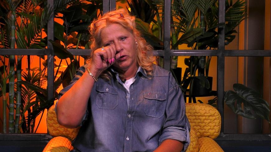 Silvia Wollny bricht in Tränen aus. Im „Promi Big Brother“-Haus spricht sie von ihrer traurigen Familienvergangenheit und offenbart ein krasses Geheimnis. 