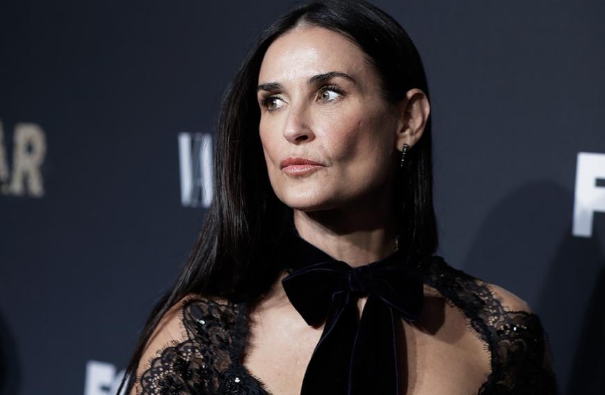 Die traurige Story dürfte auch Demi Moore bekannt vorkommen. Auch die Ex-Frau von Bruce Willis lebte lange in einem Wohnmobil. Das US-Portal