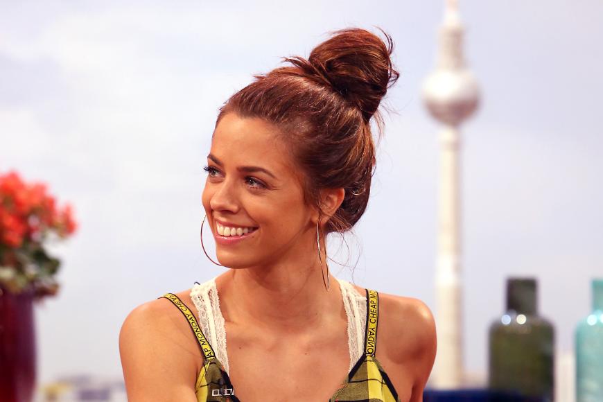 Vanessa Mai provoziert gerne mal. Doch mit ihrem Nackt-Foto ist sie übers Ziel hinausgeschossen – finden zumindest einige ihrer Fans.