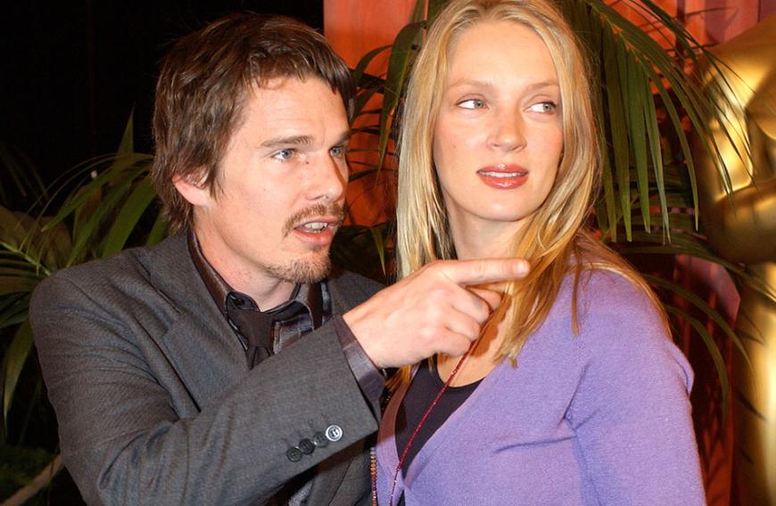 Wurde auch Uma Thurman betrogen? So richtig klar ist das bis heute nicht. Sicher ist: Kurz nach der Scheidung kam ihr Mann Ethan Hawke mit deren Kindermädchen zusammen. Das wäre ein komischer Zufall.