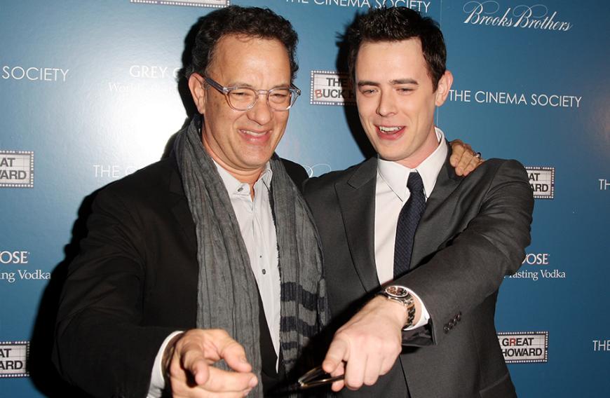 Auch Tom Hanks und sein Sohn Colin sehen sich unfassbar ähnlich. Die beiden beherrschen nicht nur die gleiche Gestik, sondern teilen den Spaß am Schauspielen. Colin steht seinem Vater um nichts nach. Kein Wunder - der Oscar-Gewinner kann seinem Sohn bestimmt gute Tipps geben oder? Aber Colin ist mittlerweile ganz selbstständig: „Ich mache das jetzt schon so lange und es gibt keinen richtigen Rat außer das, was er mir schon immer sagte: 'Komme pünktlich, kenne deine Texte auswendig und sei gut vorbereitet'