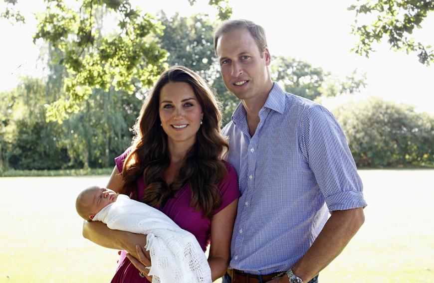Außerdem stehen Harry und Meghan mächtig unter Babydruck. Bei Harrys Bruder William kam Sohn George bereits zwei Jahre nach der Hochzeit mit Kate zur Welt - und schon das dauerte den Briten zu lange ...