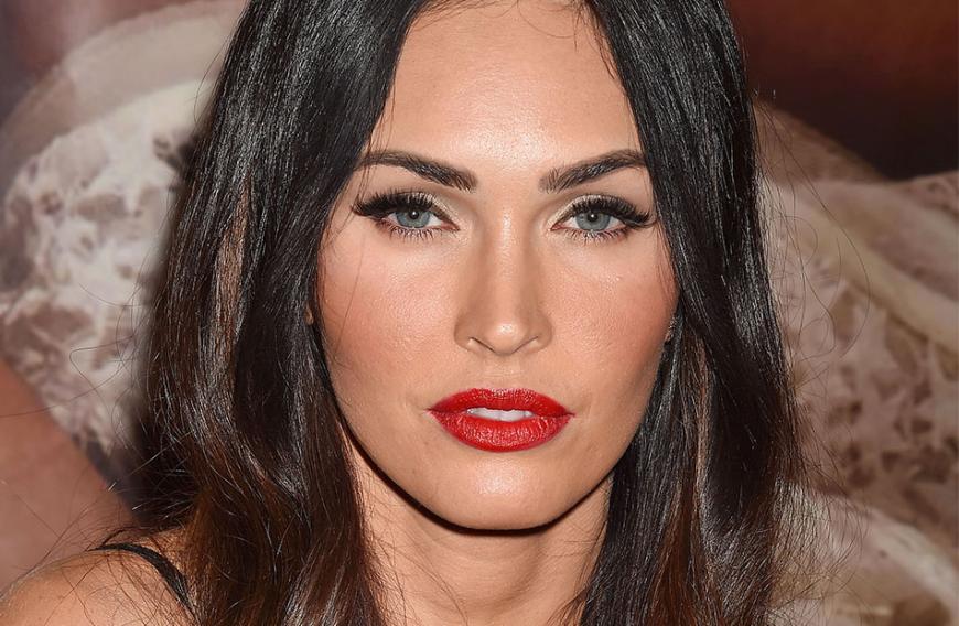 Megan Fox tut viel für ihr Aussehen. Ihr werden auch diverse Beauty-Eingriffe nachgesagt.