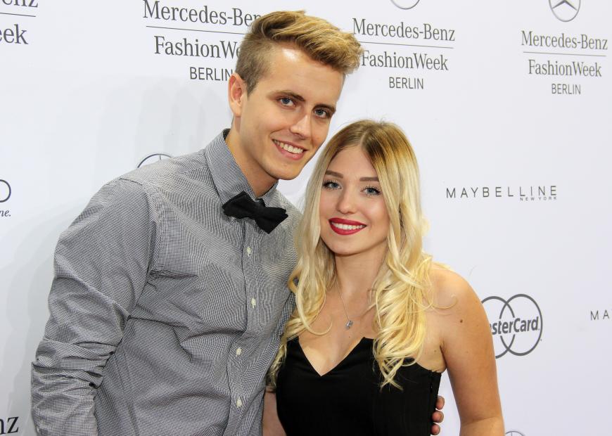 Nach zehn Jahren Beziehung haben Bibi Heinicke und Julian Claßen am 12. September 2018 standesamtlich geheiratet. Keine vier Wochen später wurden sie Eltern eines Sohnes.