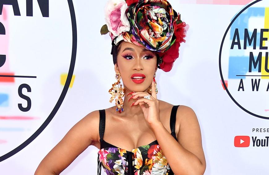 Die Fans fragen sich: Ist Cardi B schwanger oder nicht?