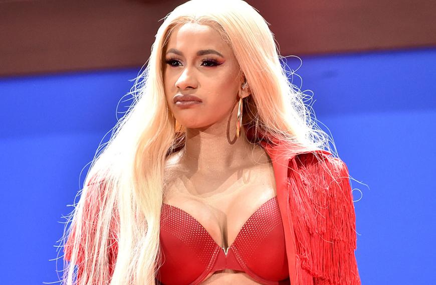 Vor drei Monaten ist Cardi B zum ersten Mal Mutter geworden. Mit Talkshowmoderator Jimmy Kimmel spricht sie über das Geburts-Erlebnis.
