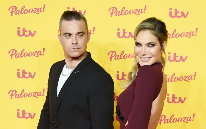 Warum Ayda Field die Rolle nicht bekam? Vielleicht lag es auch an ihrer Größe. Die Frau von Robbie Williams hätte Johnny Galecki alias „Leonard Hofstadter“ um acht Zentimeter überragt.