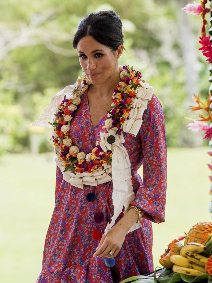 Herzogin Meghan musste einen Besuch eines Marktes in Suva, Fidschi abbrechen. Wie gefährlich war die Situation wirklich für die Schwangere?