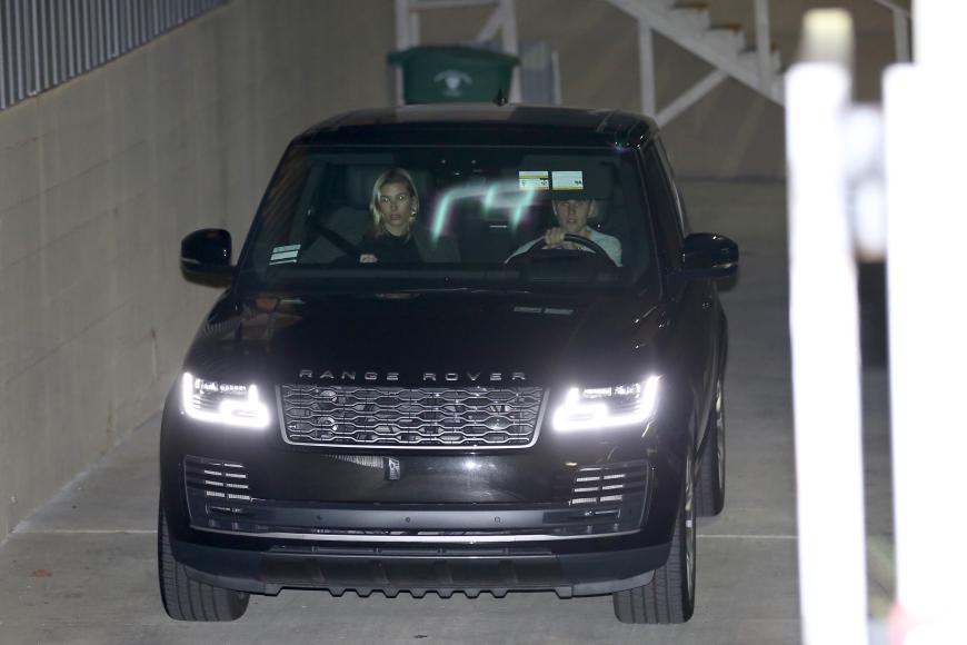 Starrer Blick! Justin und Hailey ist die schlechte Laune ins Gesicht geschrieben.
