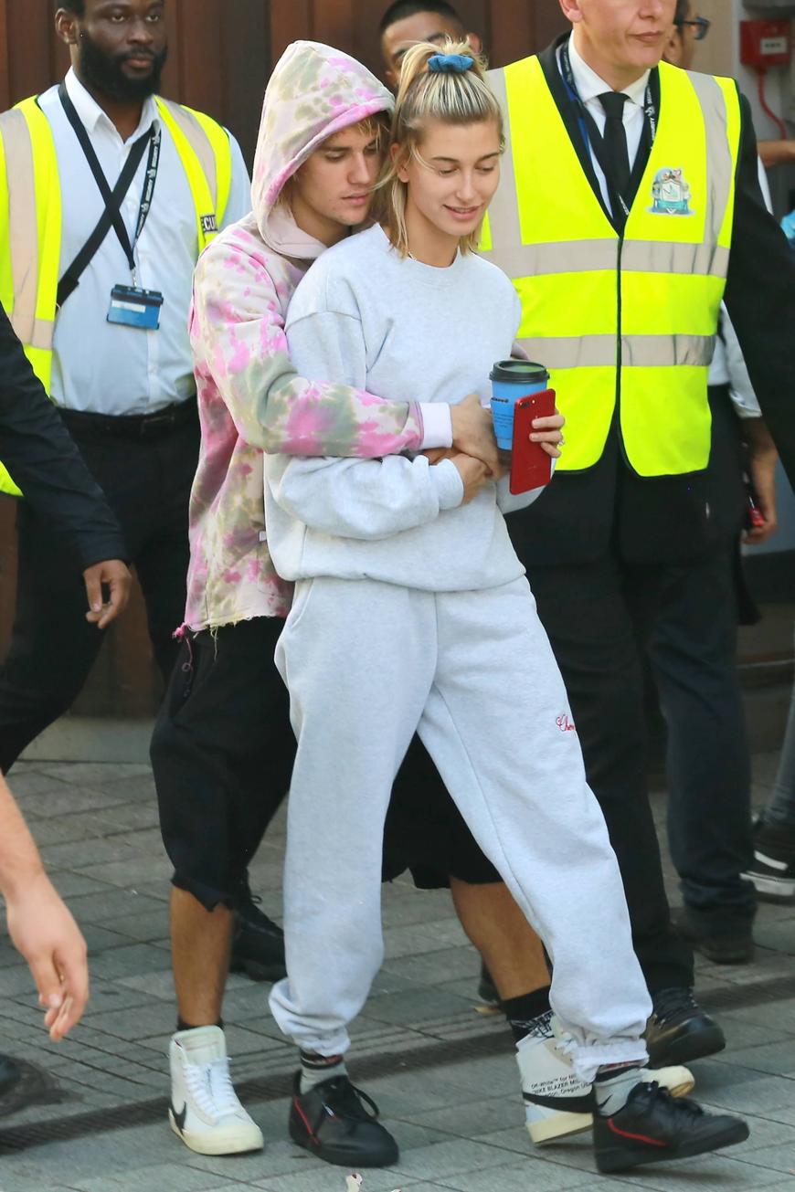 Liebes-Krise? Von wegen! Justin Bieber und Hailey Baldwin haben sich jetzt als Zeichen ihrer Liebe ein Paar-Tattoo stechen lassen.
