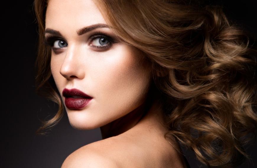 Sephora ist ein Paradies für Make-up-Liebhaber. Wir zeigen euch die am meisten verkauften Produkte. 