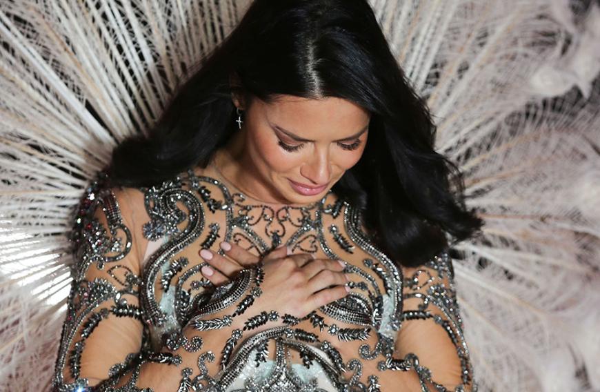 Model Adriana Lima schwebte am Abend des 8. November 2018 zum letzten Mal über den Laufsteg der berühmten