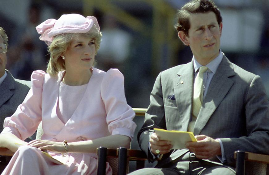 Lady Diana war – und ist immer noch – die Königin der Herzen. Doch hinter der Fassade war Diana nicht glücklich, die Ehe mit Prinz Charles war geprägt von Trauer ...