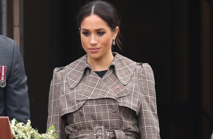 Eigentlich könnte Herzogin Meghan nicht glücklicher sein! Sie und ihr Liebster Prinz Harry werden zum ersten Mal Eltern. Doch die Baby-Pfunde machen der Royal-Lady zu schaffen ...