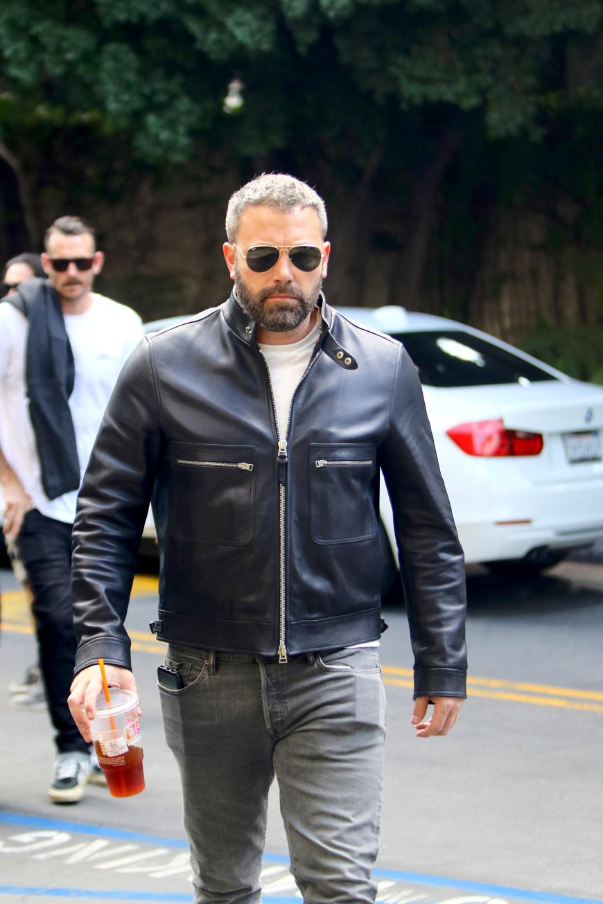 Ben Affleck begab sich jetzt erneut in eine Klinik, um gegen seine Alkohlsucht zu kämpfen.