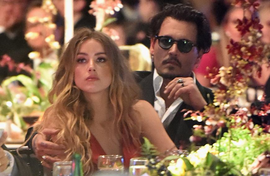 Amber betont: Sie leidet noch immer unter dem Missbrauch durch Johnny Depp. Doch der Schauspieler weist die Gewaltvorwürfe zurück.