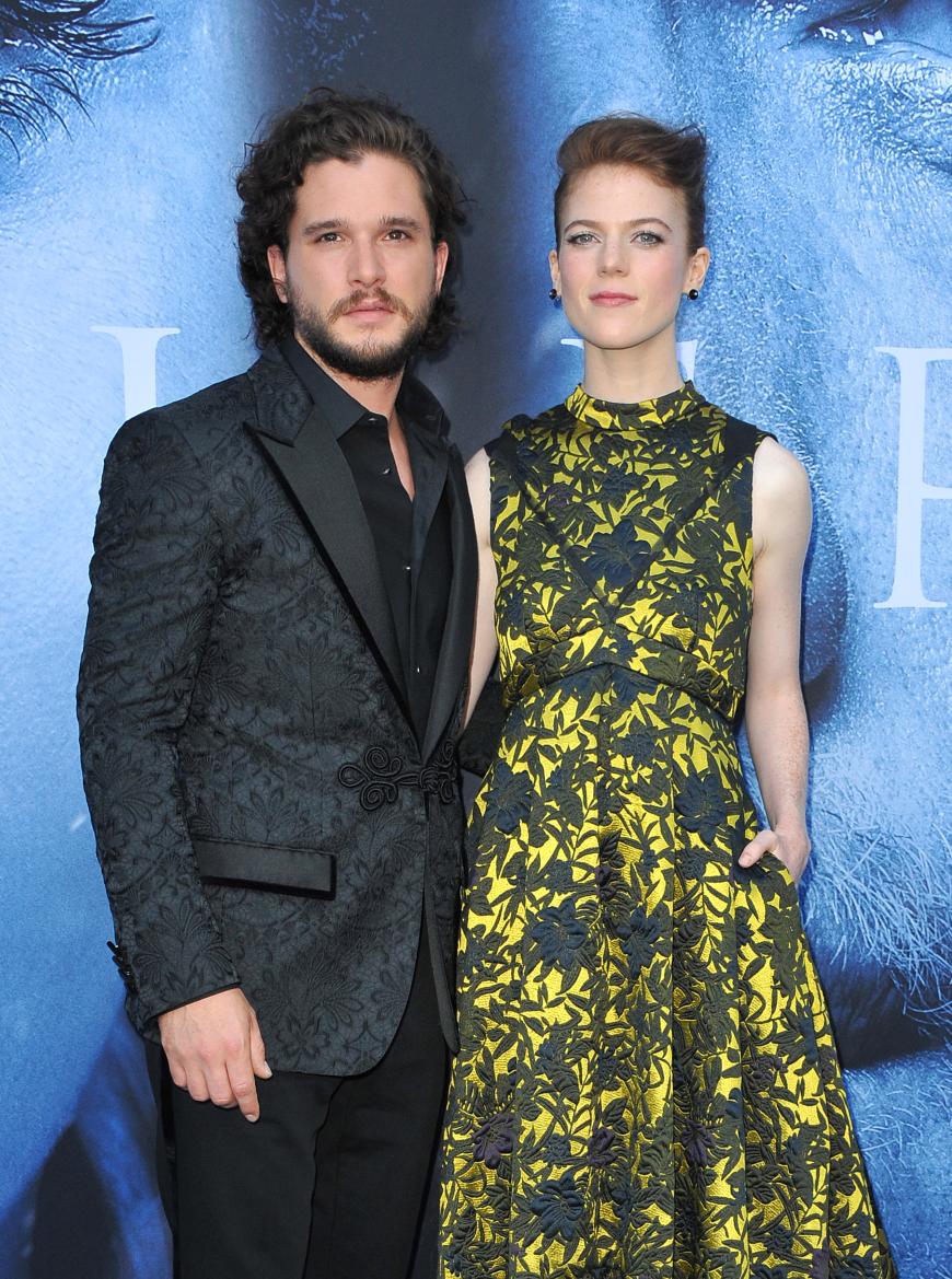 Ob Rose Leslie ihrem Mann noch einmal verzeihen kann? Was jetzt über Kit Harington ans Licht kommt, sorgt für einen riesigen Skandal.