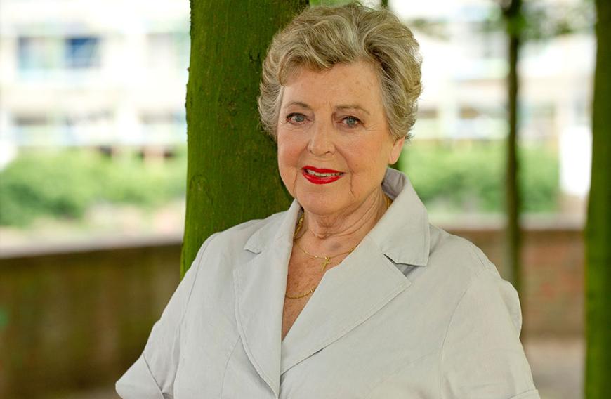 Sie ist seit Anfang an mit dabei: Marie-Luise spielt die resolute "Mutter Beimer" in der "Lindenstraße".